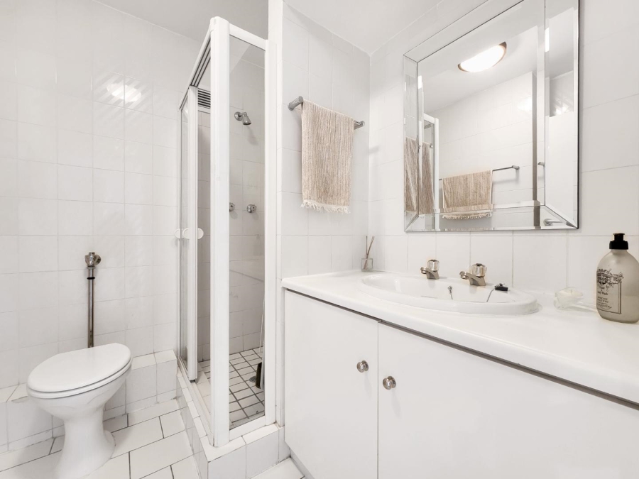 To Let 2 Bedroom Property for Rent in Three Anchor Bay Western Cape